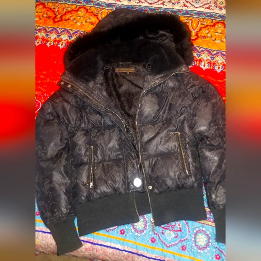 Size medium black Rocawear cropped down filled winter jacket with real fox fur